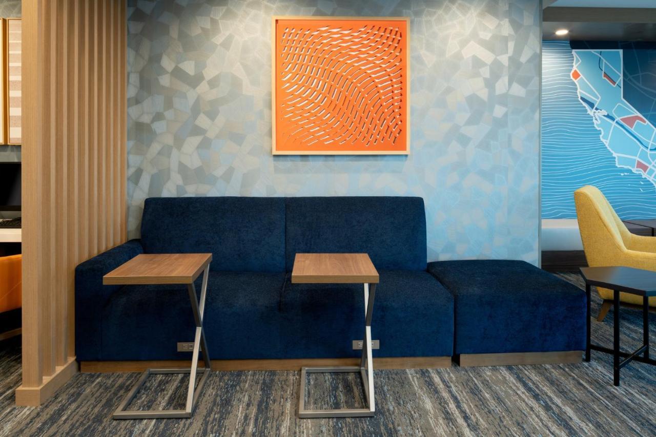 Holiday Inn Express & Suites - Hollister By Ihg Eksteriør billede