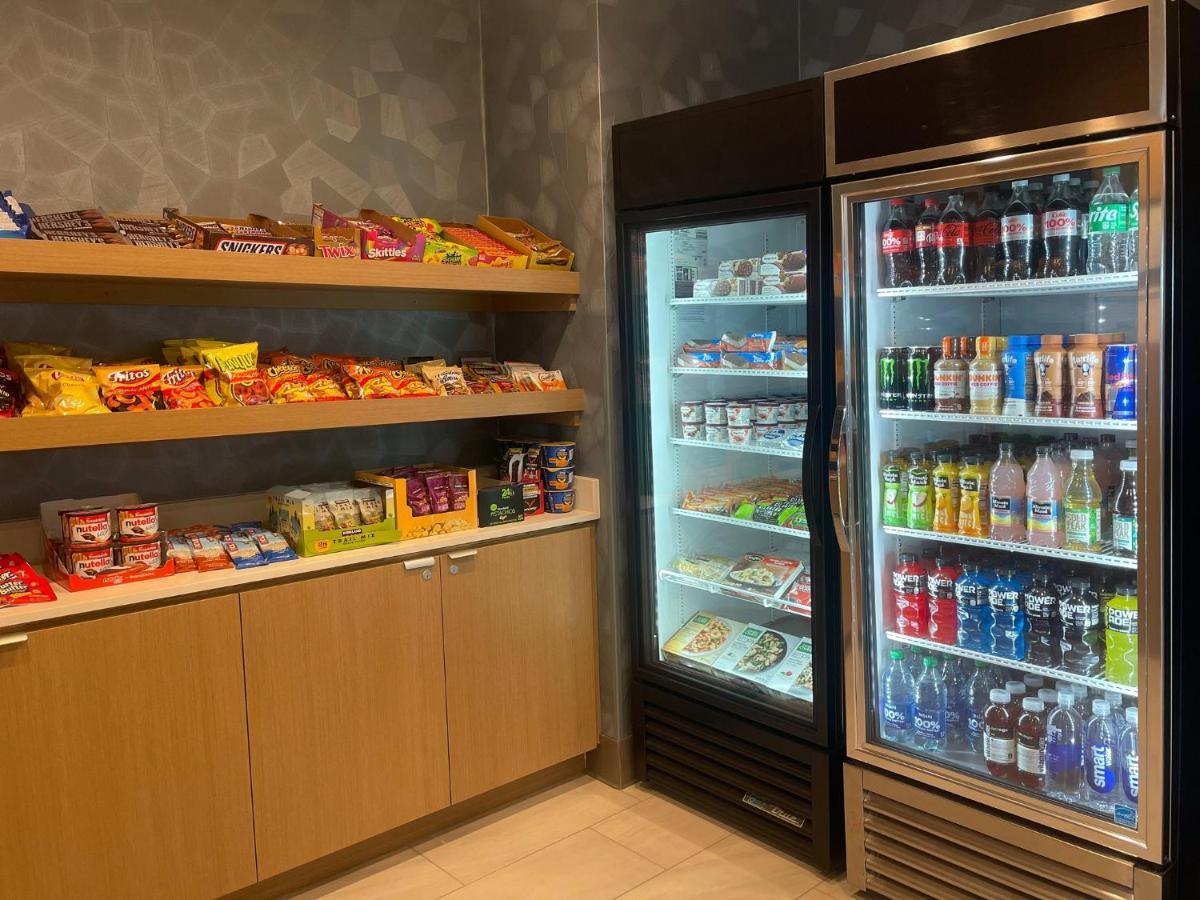 Holiday Inn Express & Suites - Hollister By Ihg Eksteriør billede