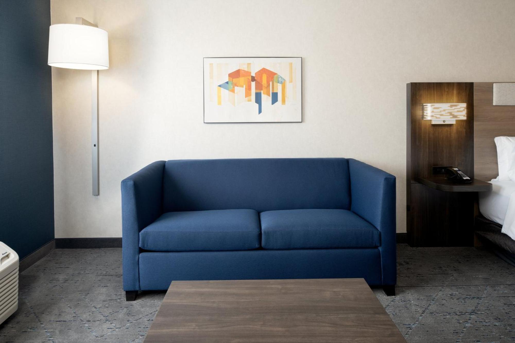 Holiday Inn Express & Suites - Hollister By Ihg Eksteriør billede